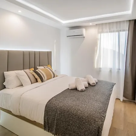 Seascape View Rosa *